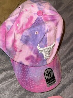 47 men Tie-Dye Cap with Chicago Bulls Logo - Pink & Purple
